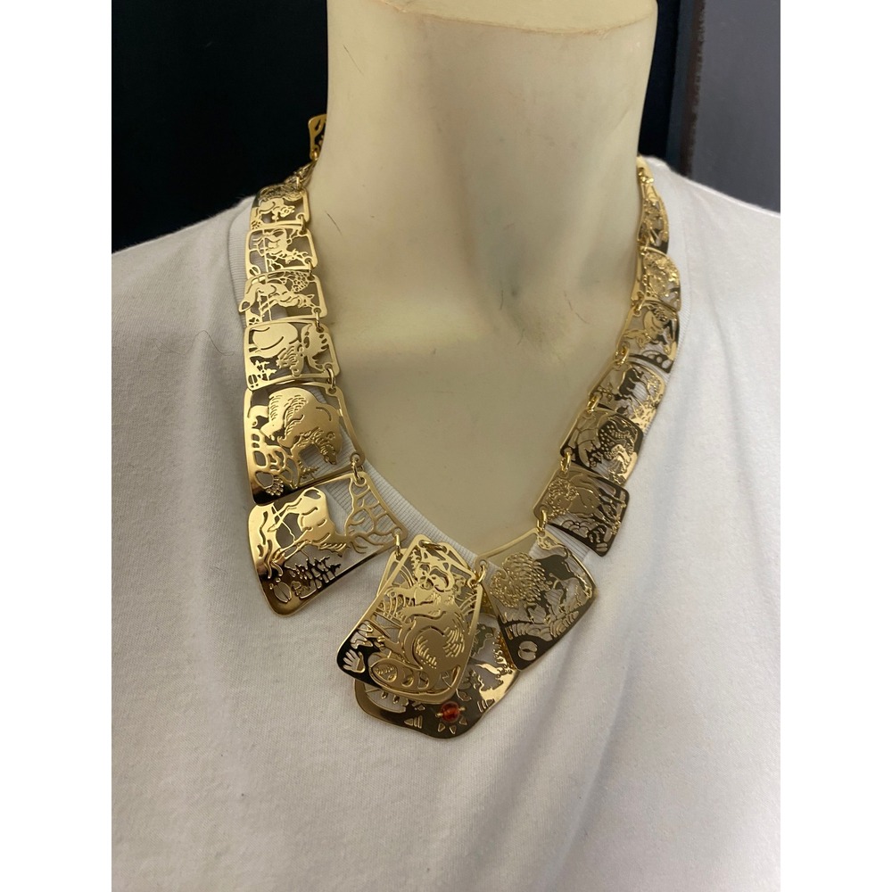 Vintage Gold Tone Metal Cutout Animal Charm Belt